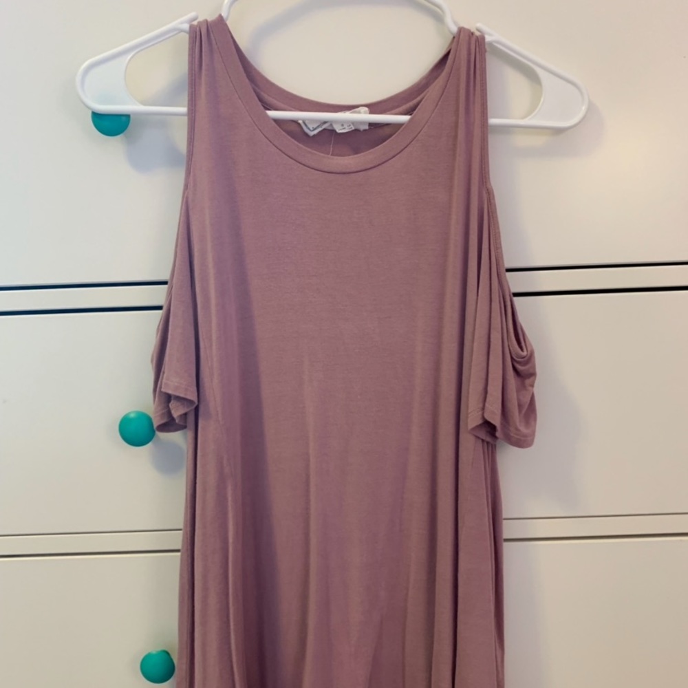 Hippie Rose cold shoulder tee